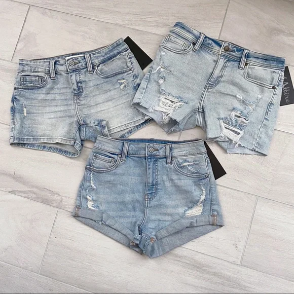 ekattire Distressed Light Blue Denim Shorts - Picture 5 of 5